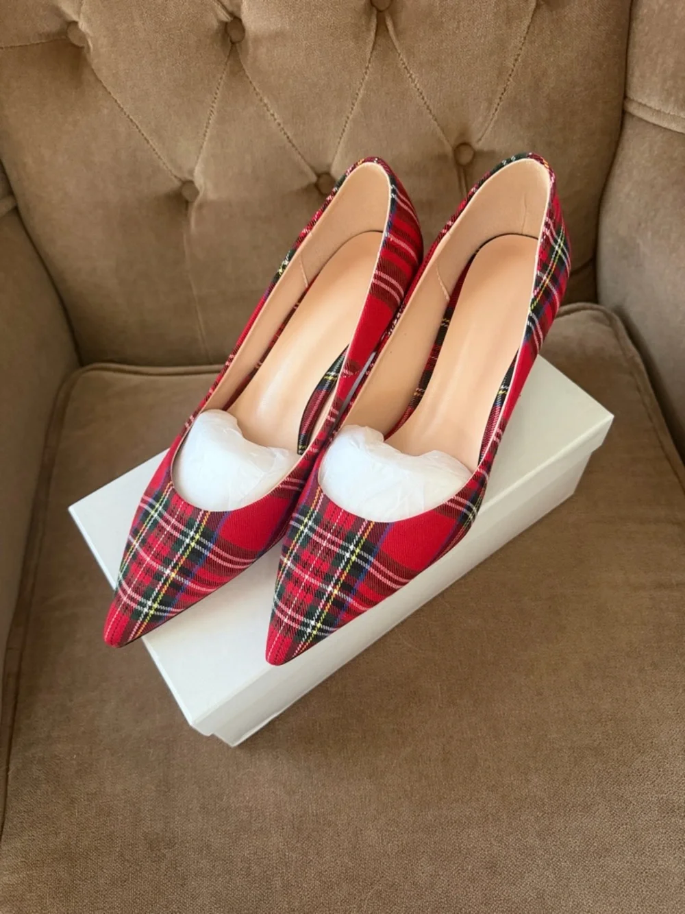 Women’s Red Plaid Pointed-Toe Kitten Heels - Picture 2 of 3